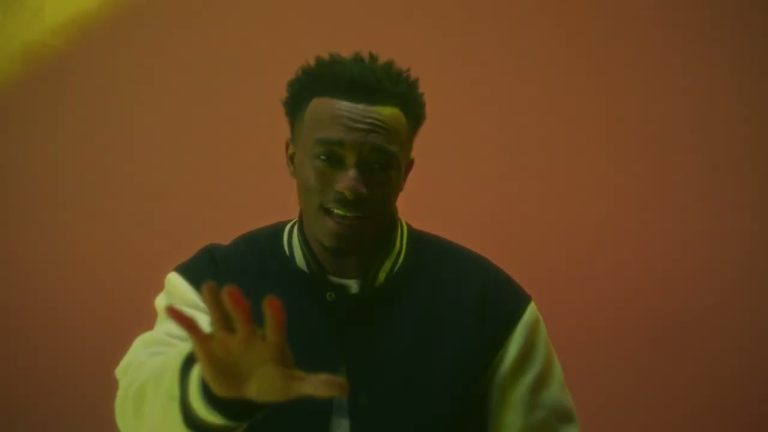 Jonathan McReynolds , All Along (Video)