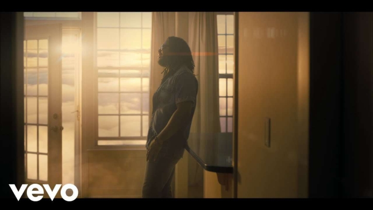 Blessing Offor , Believe (video & Lyrics)