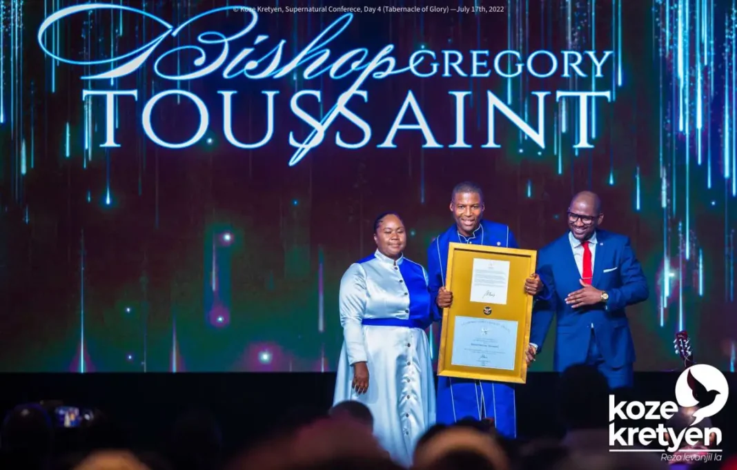 Bishop Grégory Toussaint Honored by the President of the United States – Koze Kretyen
