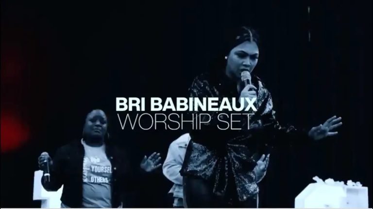 Bri Babineaux – Bow Down and Worship Him (Youtube video live)