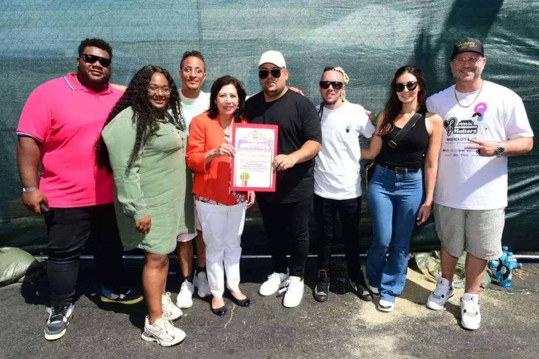 Maverick City Music and Kirk Franklin participate in Los Angeles Mission's Skid Row revitalization project
