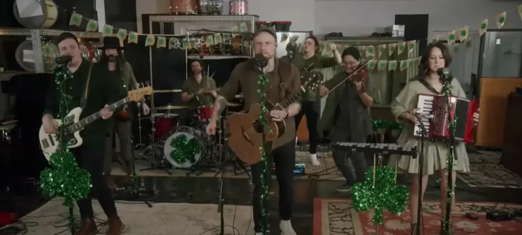 Rend Collective “Tell Me Ma (Belfast City)” Live Video
