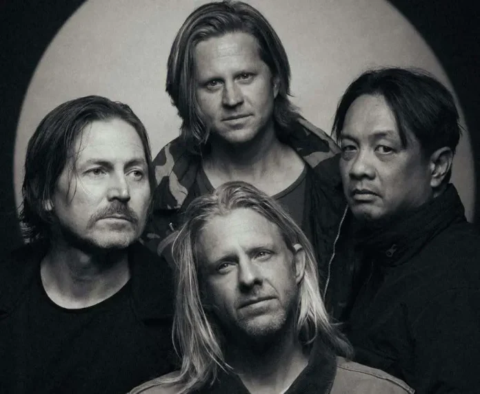 Switchfoot Releases “I Need You (To Trick Me)” Lovelytheband Remix
