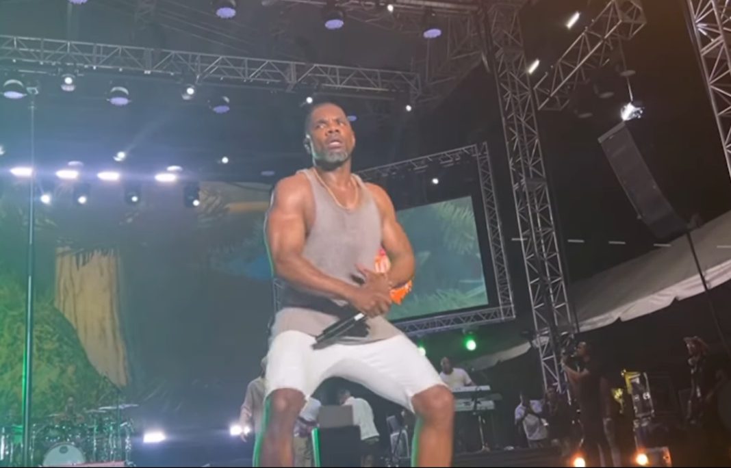 The Kirk Franklin scandal: the performance deemed too suggestive in Jamaica
