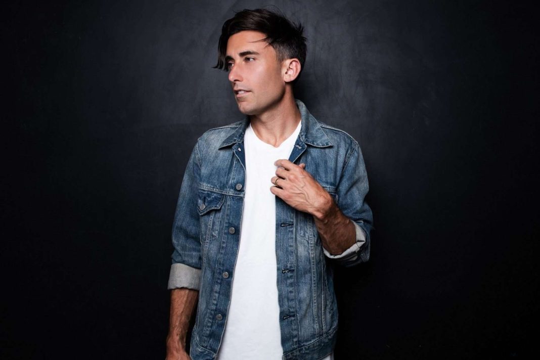 Phil Wickham to Perform on GMA3 with Maverick City Music and Brandon Lake on December 20
