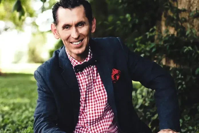 Tim Lovelace Launches Podcast 'Moments That Motivate'