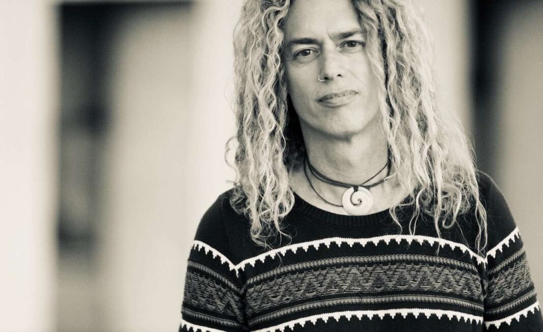 Phil Joel “Better Than I Found It” Live Video
