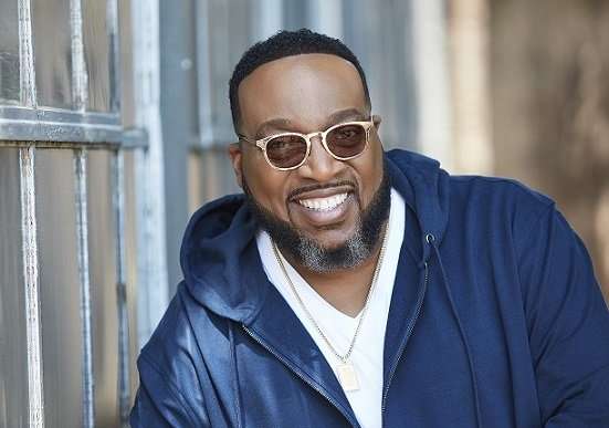 Marvin Sapp's New Album Debuts at No. 1
