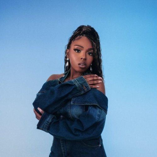 Anike – BIG GOD (Official Video)