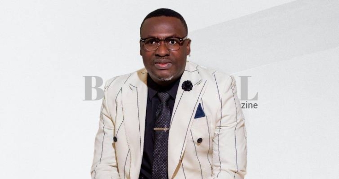 Pedro Vallery presents Ebenezer: an inspired praise