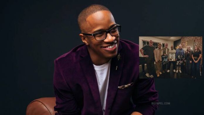 Jon Reddick wins two RIAA gold records for his hymns of praise

