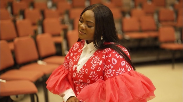 HOLY PLACE – Grace Idowu (Official Music Video)